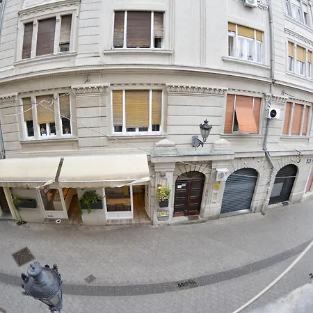 Downtown Апартаменты