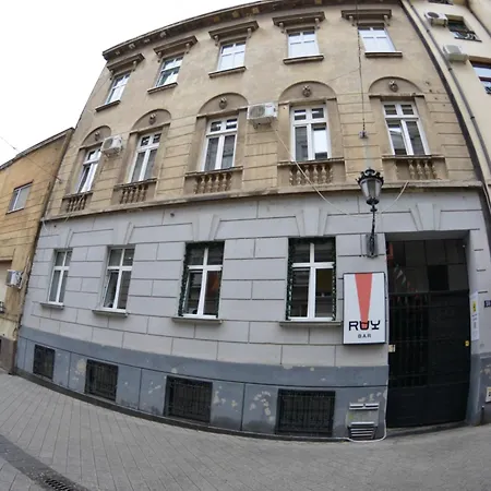 Downtown Апартаменты *