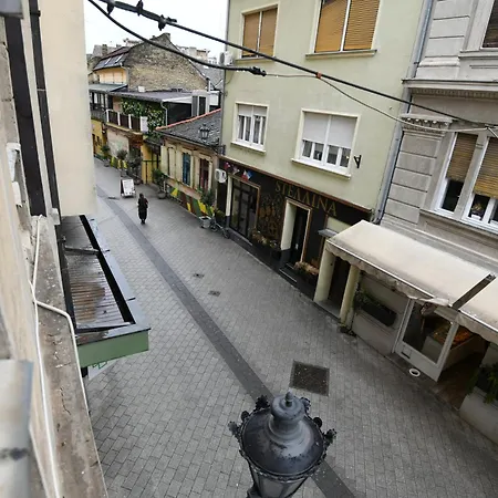 Downtown Апартаменты *