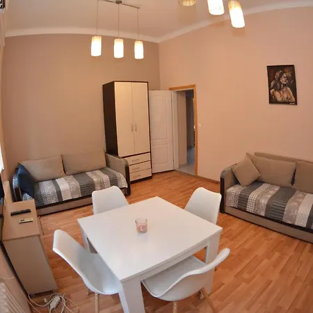 Апартаменты Downtown