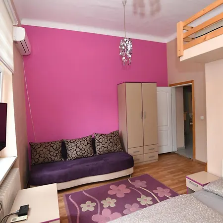 Downtown Апартаменты *